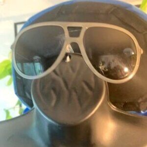 Authentic Burberry Aviator shades